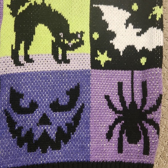 Trickz N Treatz Patchwork Oversized Knit Cardigan, Cat, Skulls, Bats, Spider.NEW - Picture 5 of 10